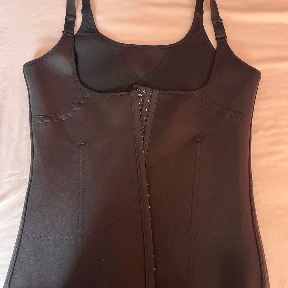 Jennifer Black Shapewear (Size XXXXL)